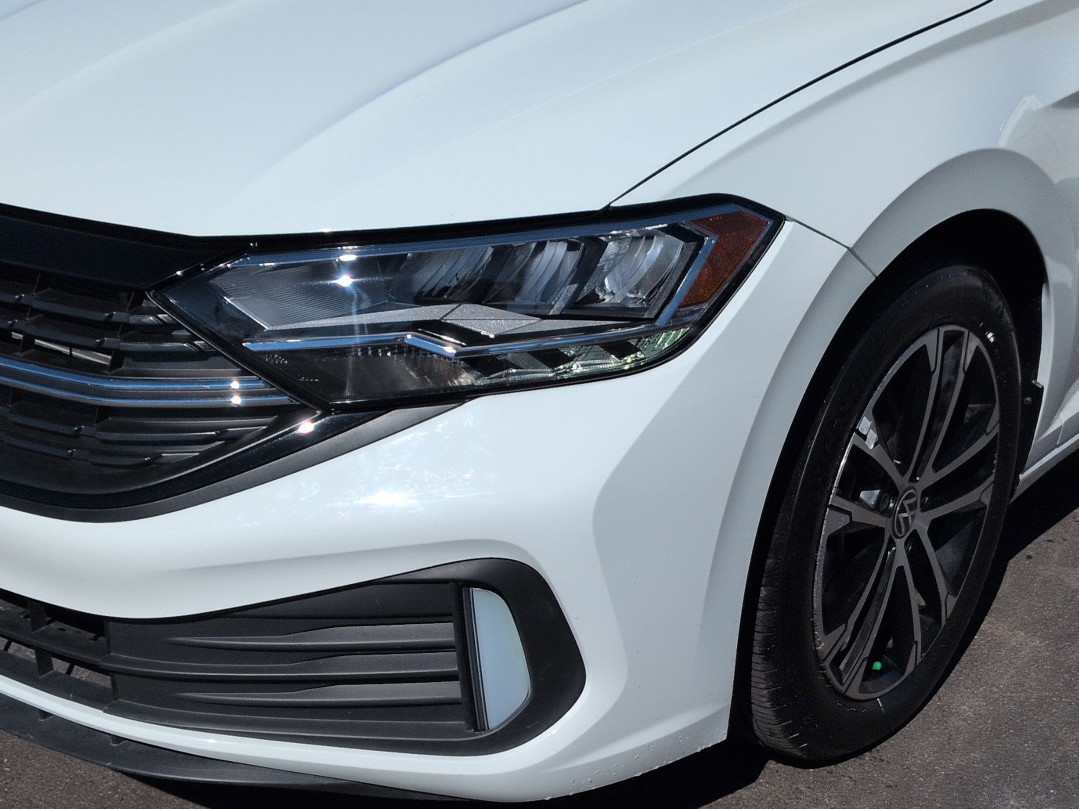 Used 2023 Volkswagen Jetta Sport image 13