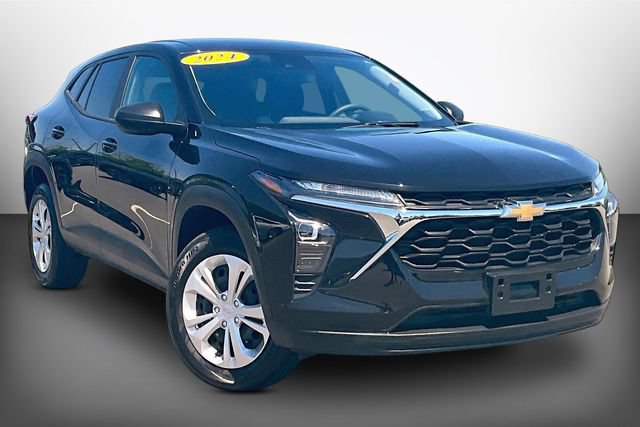 Used 2024 Chevrolet Trax LS FWD image 10