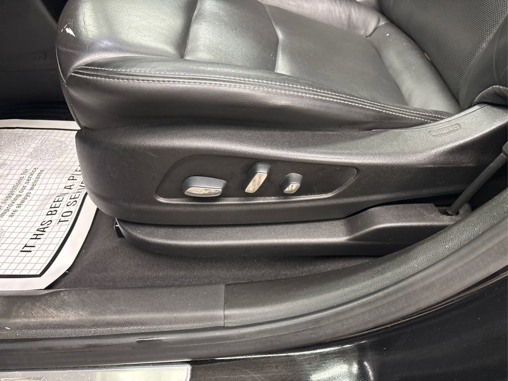 Used 2020 Cadillac XT6 Premium Luxury image 39