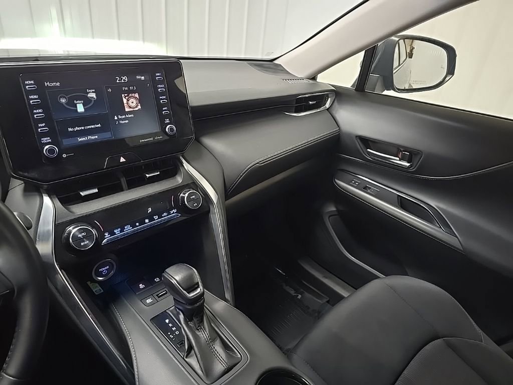 Used 2021 Toyota Venza LE AWD/4WD image 25