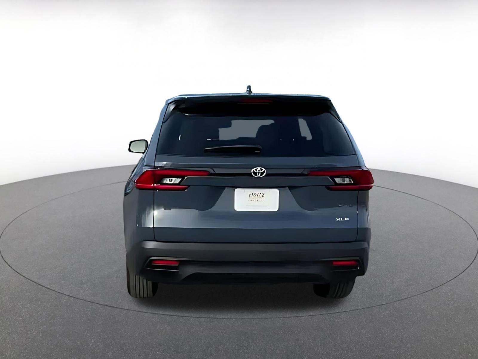 Used 2025 Toyota Grand Highlander FWD image 11