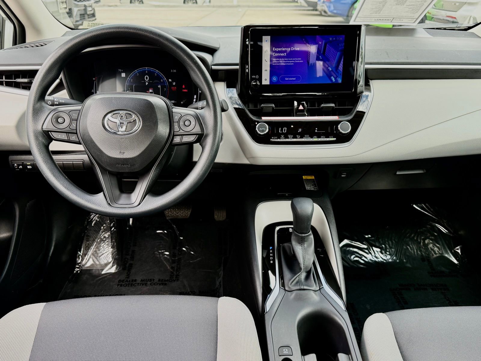 Used 2026 Toyota Corolla LE w/ LE Premium Package FWD image 38