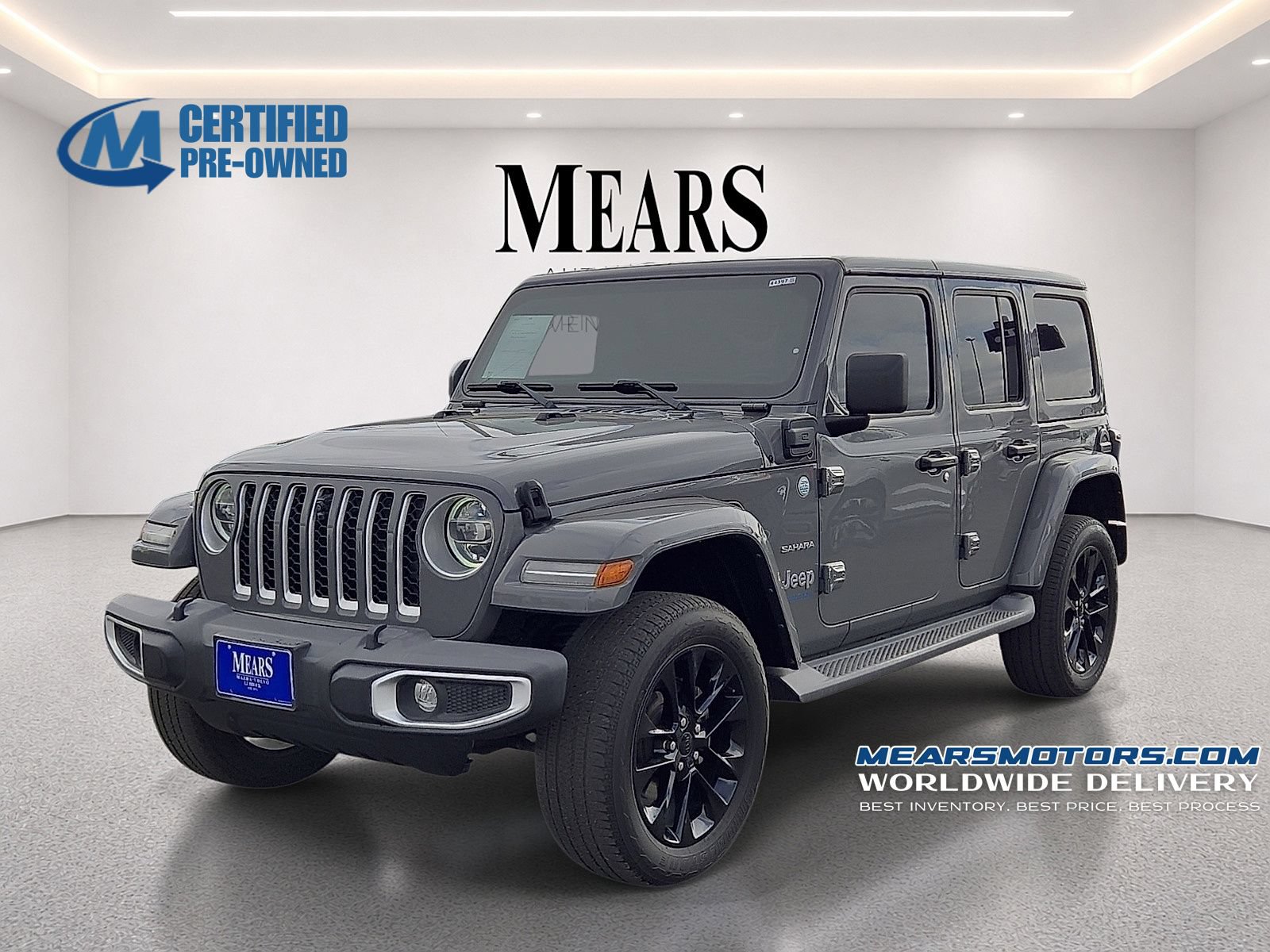 Used 2021 Jeep Wrangler Unlimited Sahara w/ Cold Weather Group AWD/4WD image 1