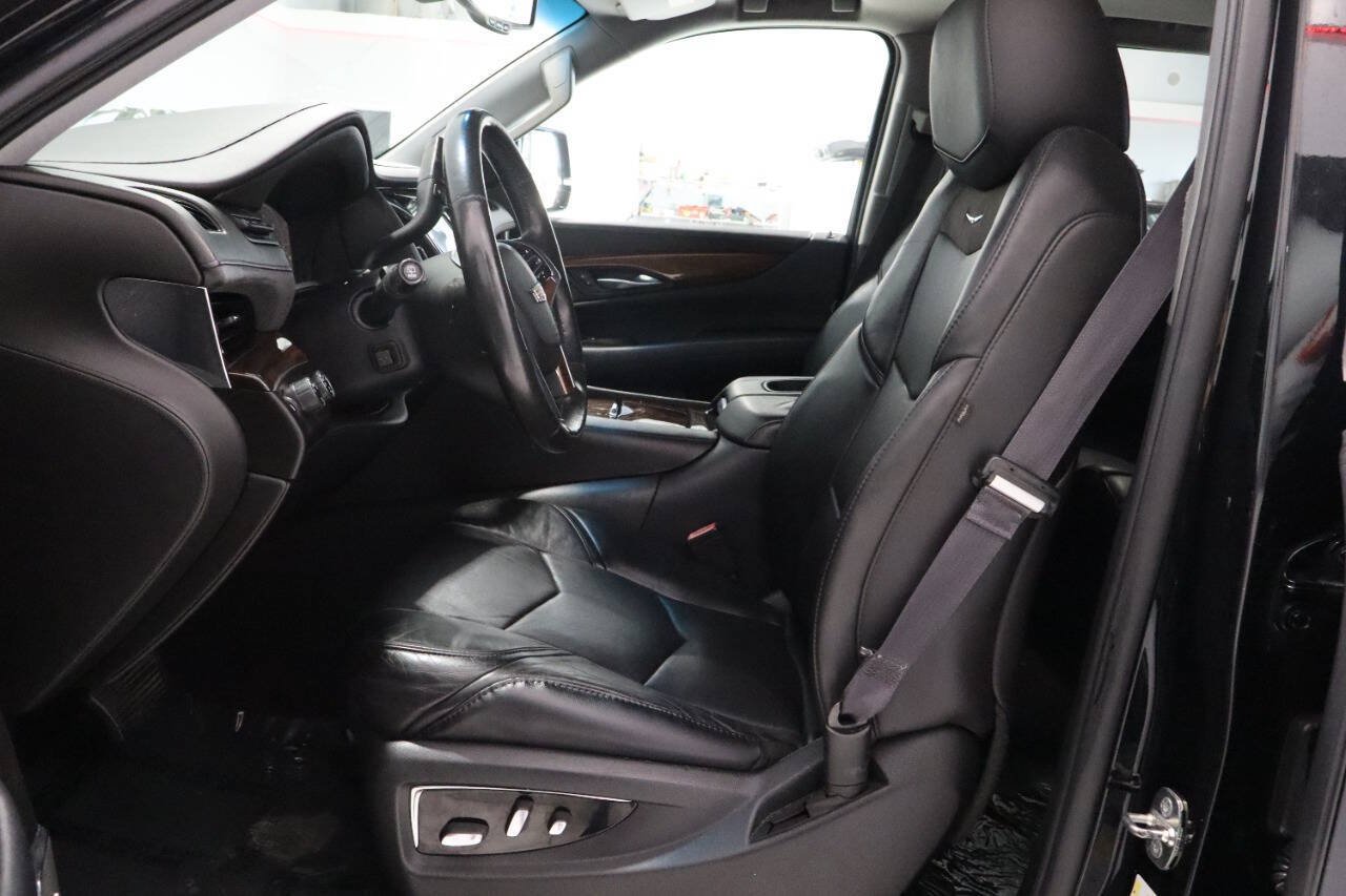 Used 2015 Cadillac Escalade Premium AWD/4WD image 15