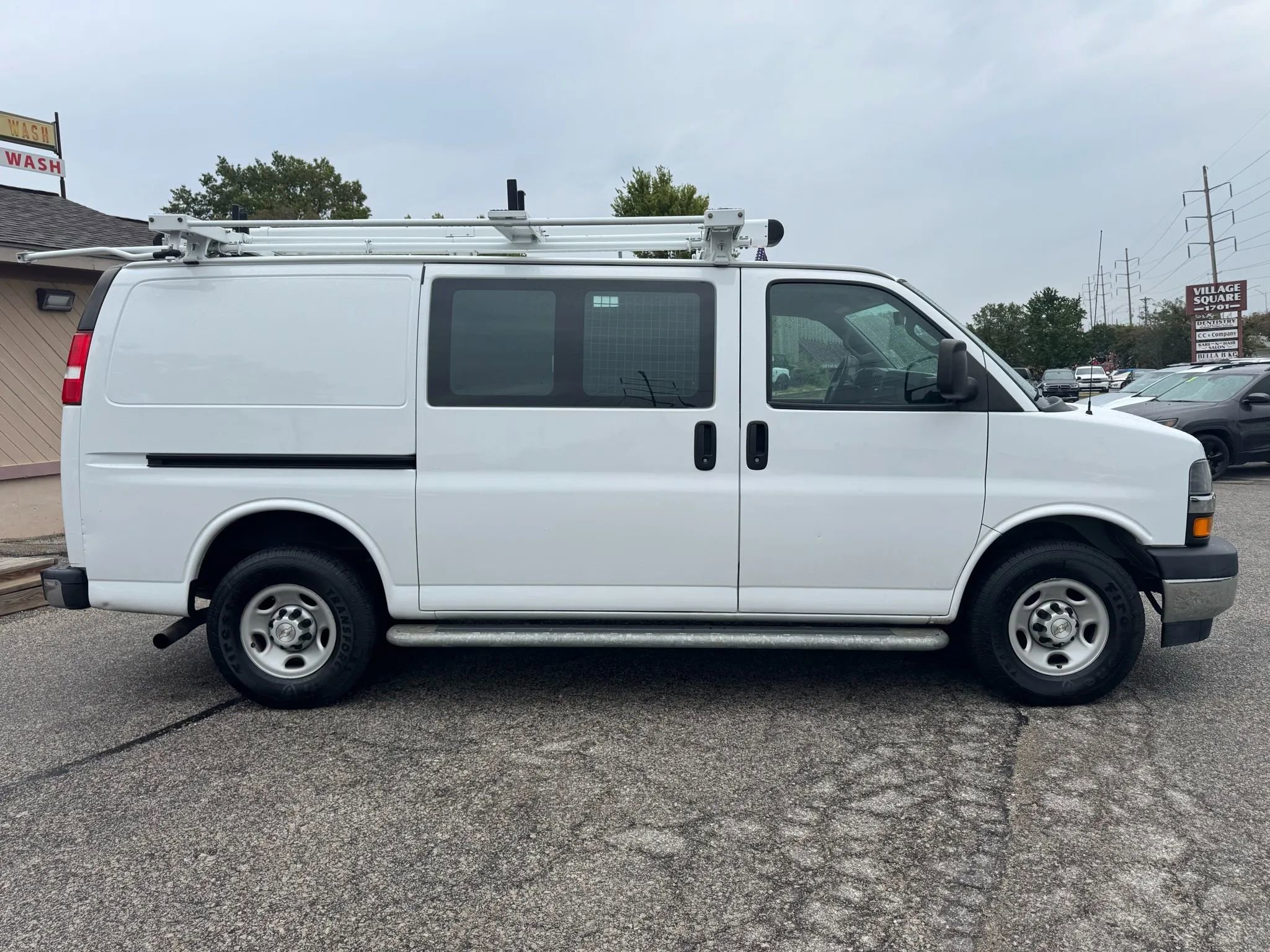 Used 2020 Chevrolet Express 2500 w/ Driver Convenience Package image 2