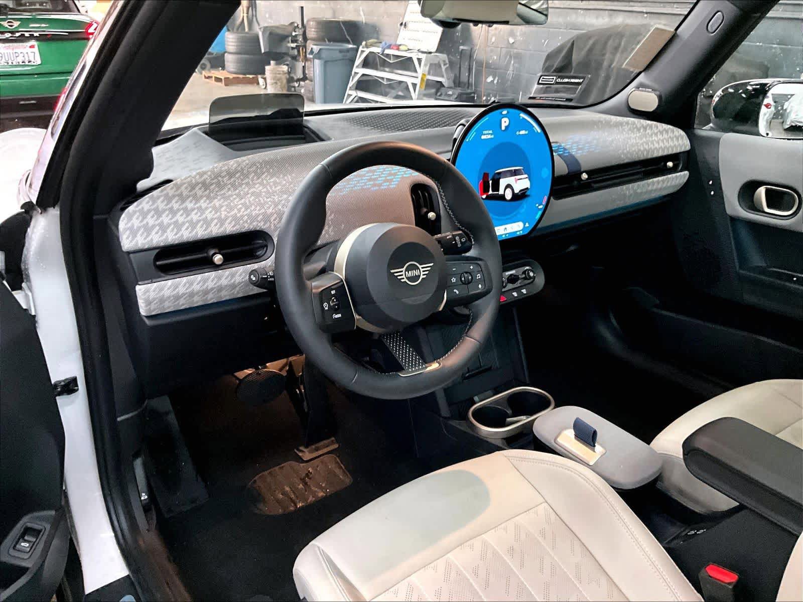 Certified 2025 MINI Cooper S image 15