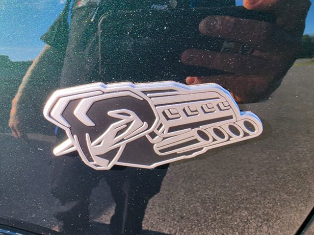 New 2026 RAM 1500 4x4 Crew Cab image 10