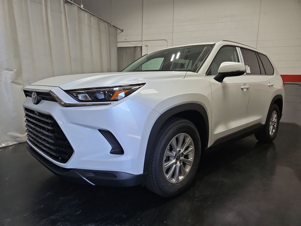 New 2026 Toyota Grand Highlander XLE image 4
