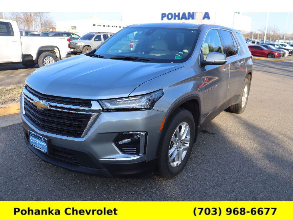 Used 2023 Chevrolet Traverse LS w/ Safety Package image 3