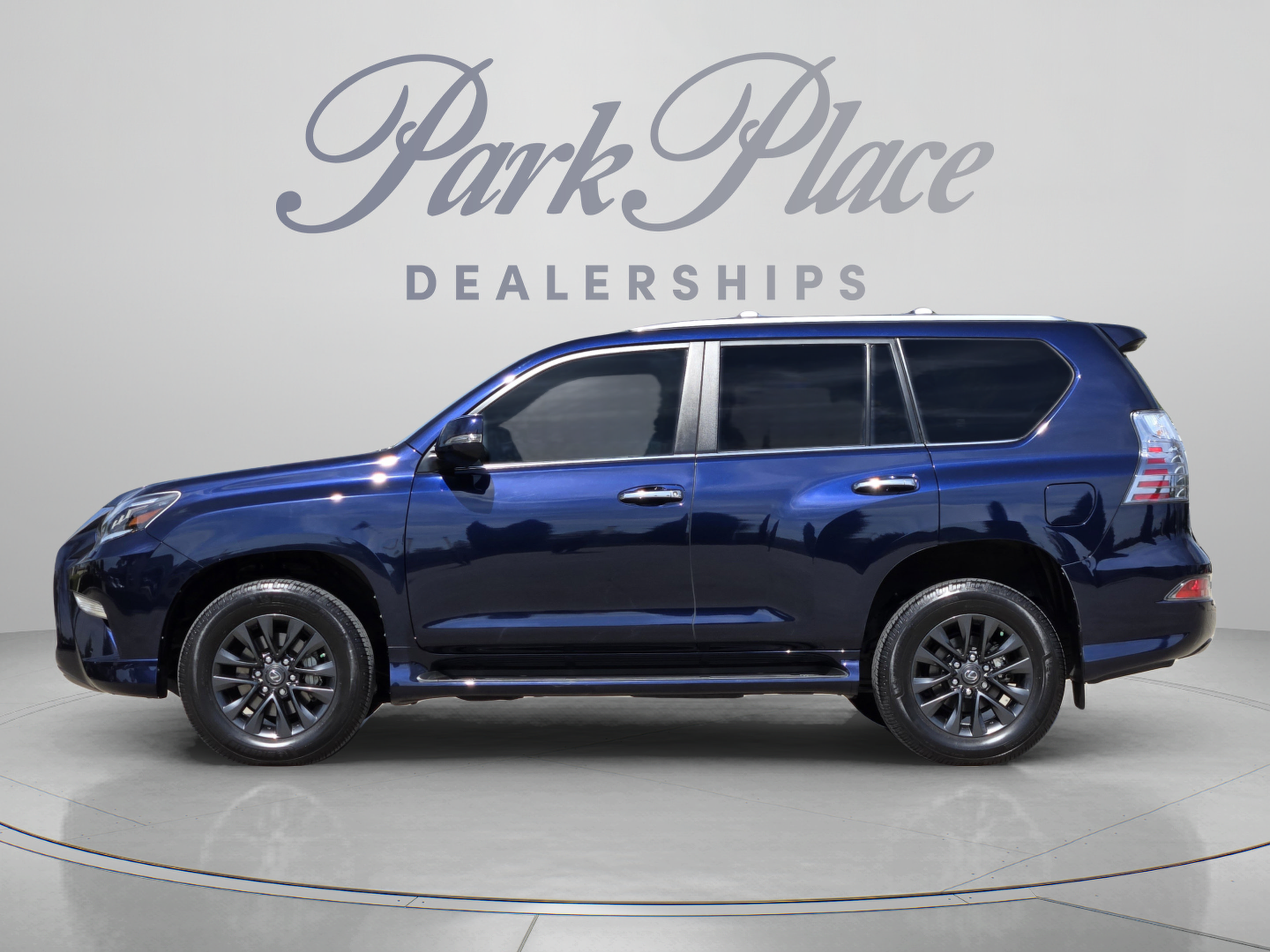 Used 2023 Lexus GX 460 Premium AWD/4WD image 2