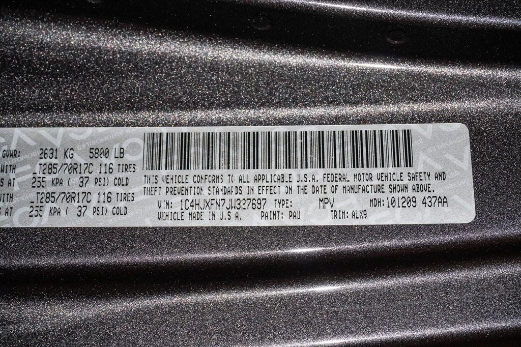 Used 2018 Jeep Wrangler Unlimited Rubicon AWD/4WD image 31