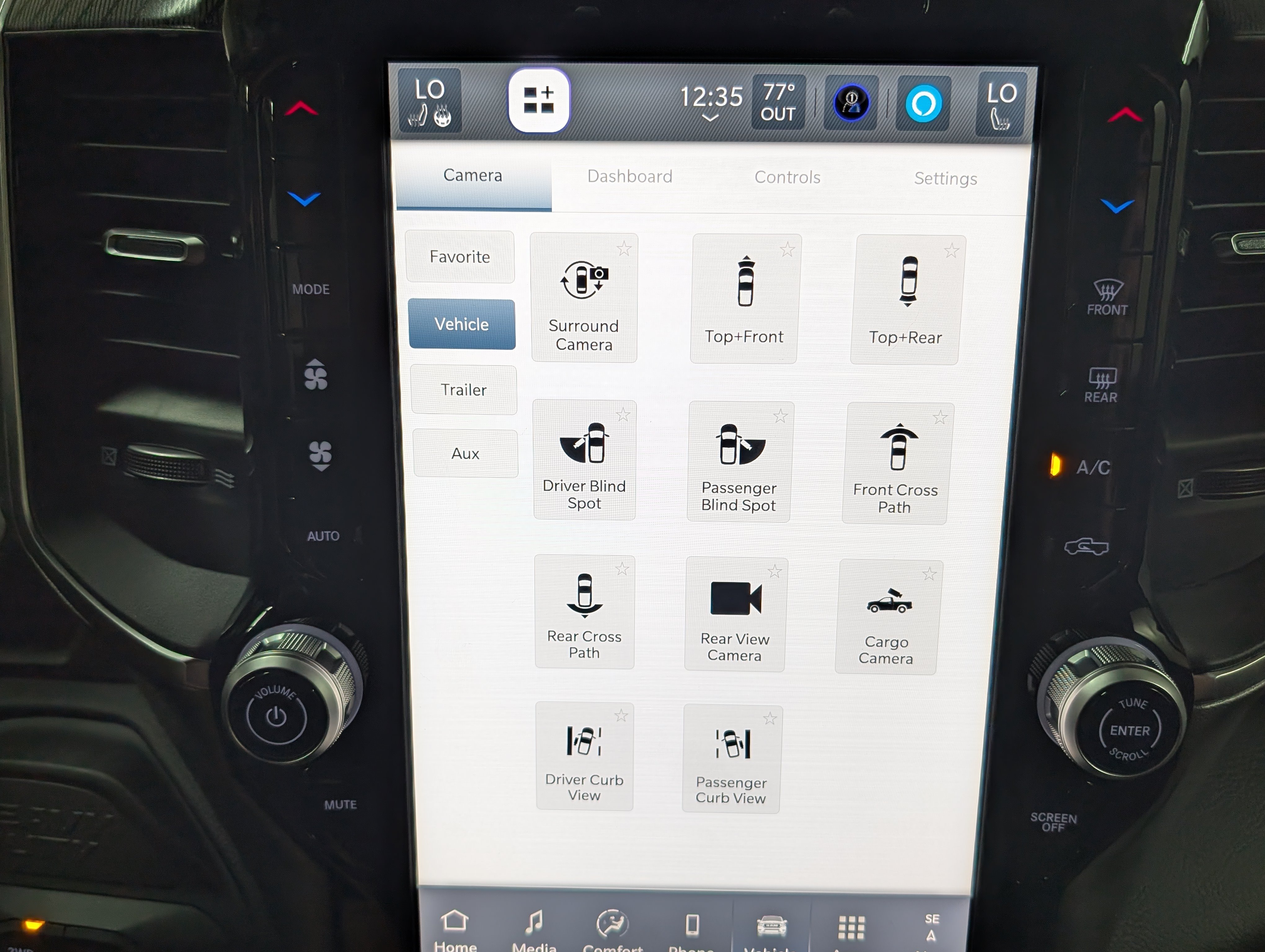 New 2026 RAM 2500 Big Horn AWD/4WD image 9