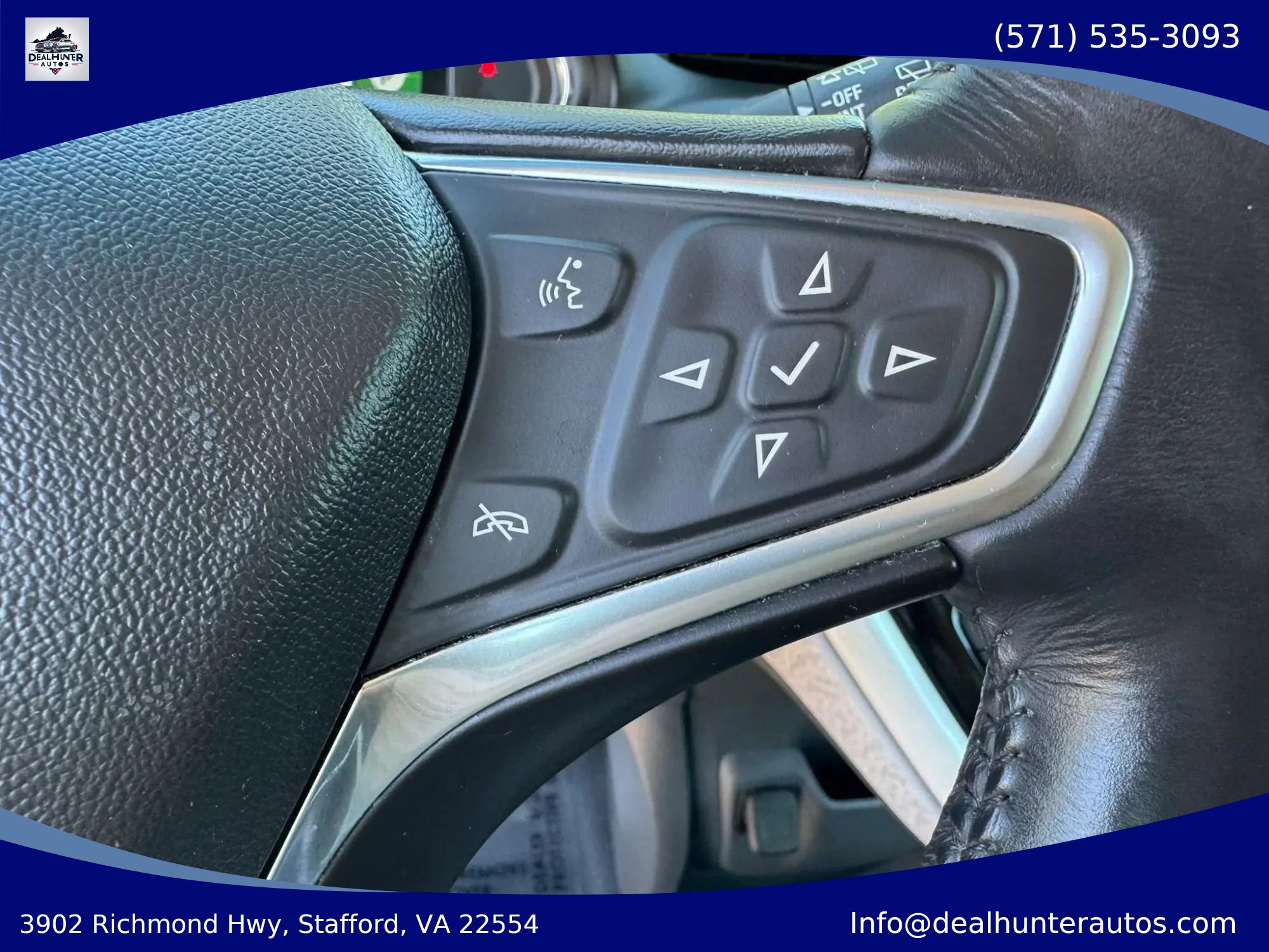 Used 2017 Chevrolet Bolt Premier w/ Driver Confidence II Package FWD image 30