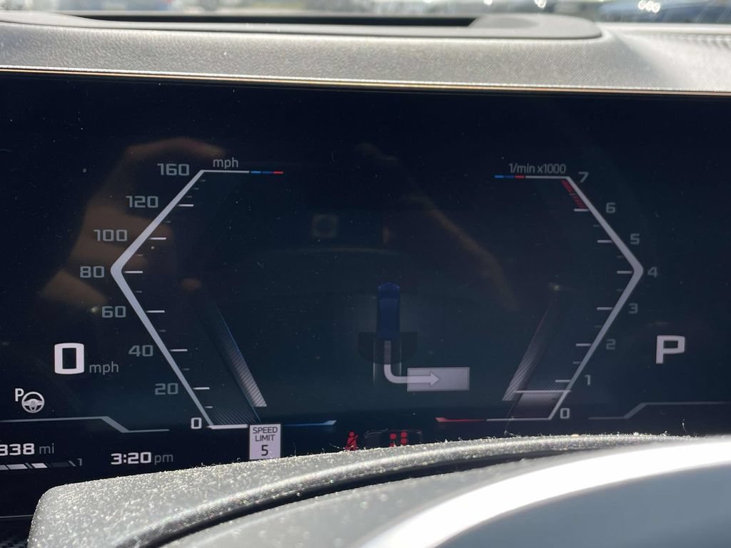 Used 2025 BMW X6 M60i AWD/4WD image 45