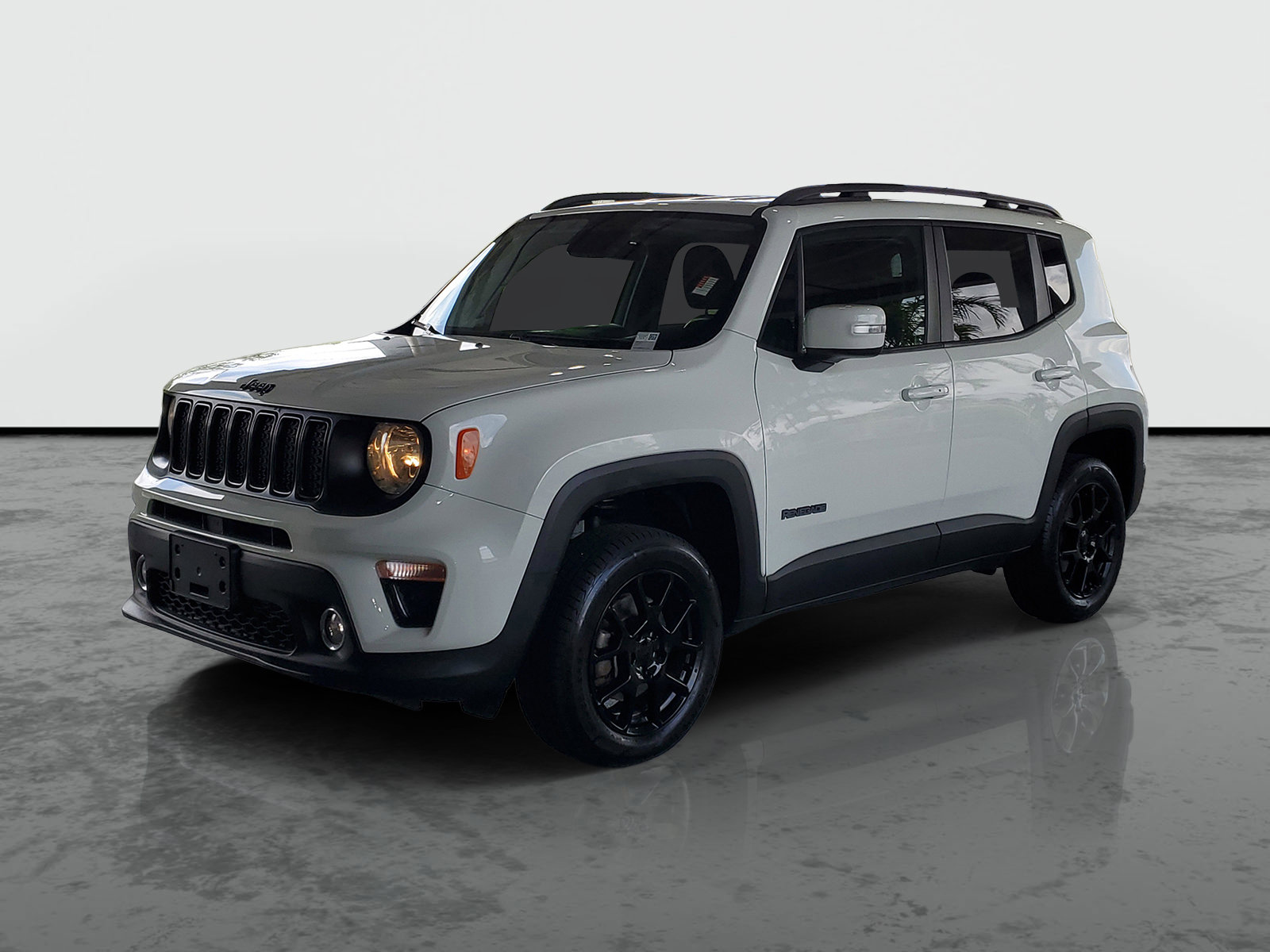 Certified 2020 Jeep Renegade Altitude AWD/4WD image 4