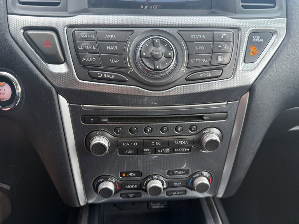 Used 2020 Nissan Pathfinder SL image 31