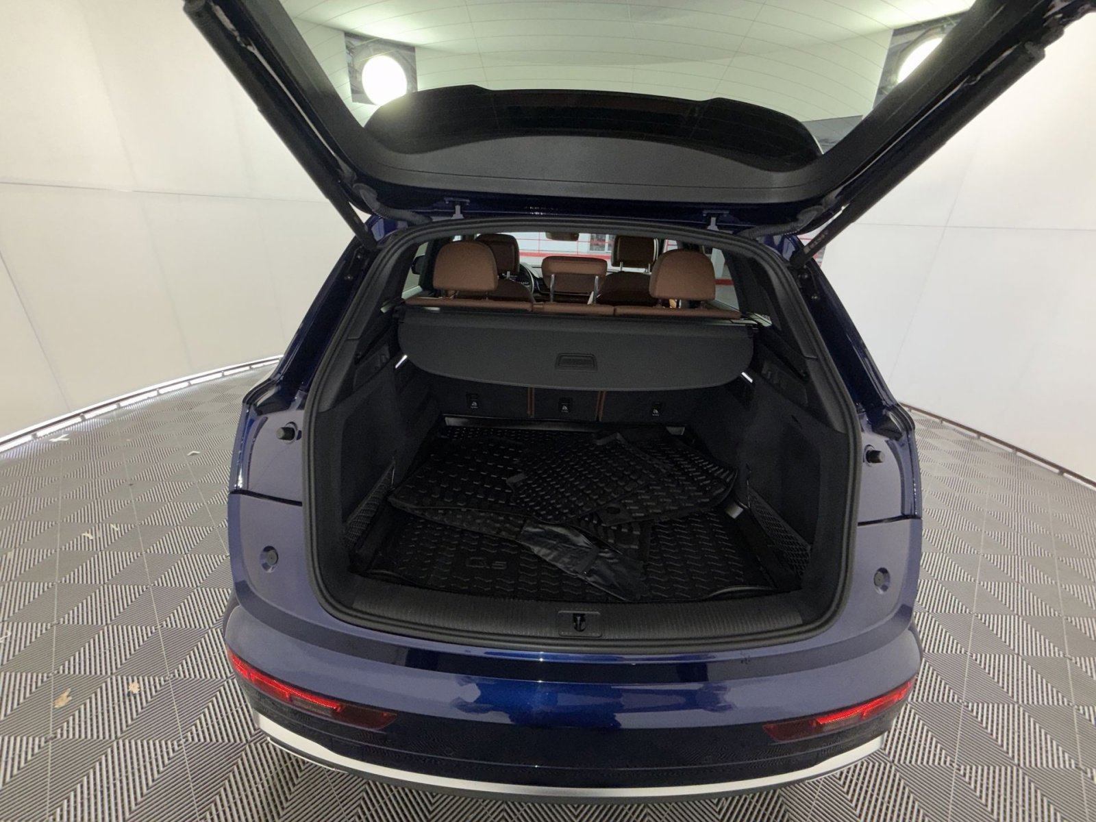 Used 2022 Audi Q5 2.0T Premium Plus w/ Premium Plus Package image 26