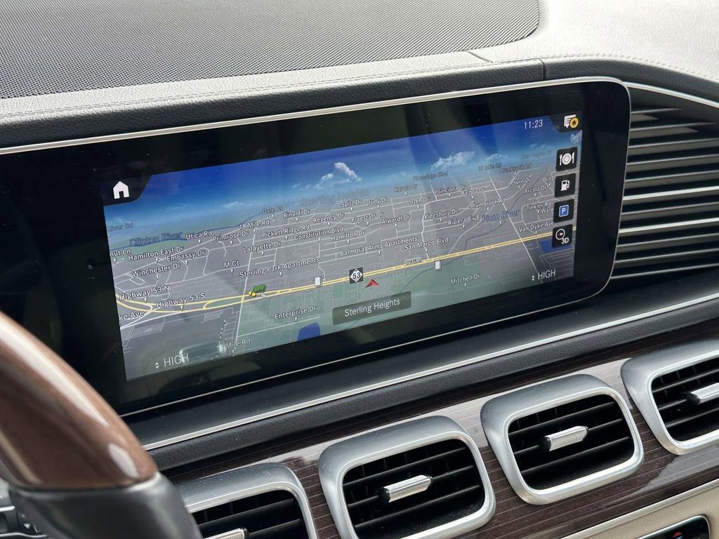 Used 2021 Mercedes-Benz GLS 450 4MATIC image 27
