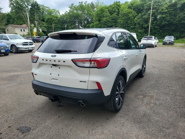 Used 2022 Ford Escape SEL w/ SEL Stealth AWD Package image 6