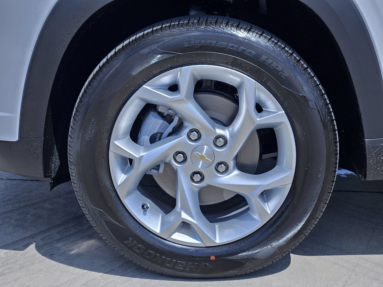 New 2026 Chevrolet Trax LS w/ LS Convenience Package FWD image 12