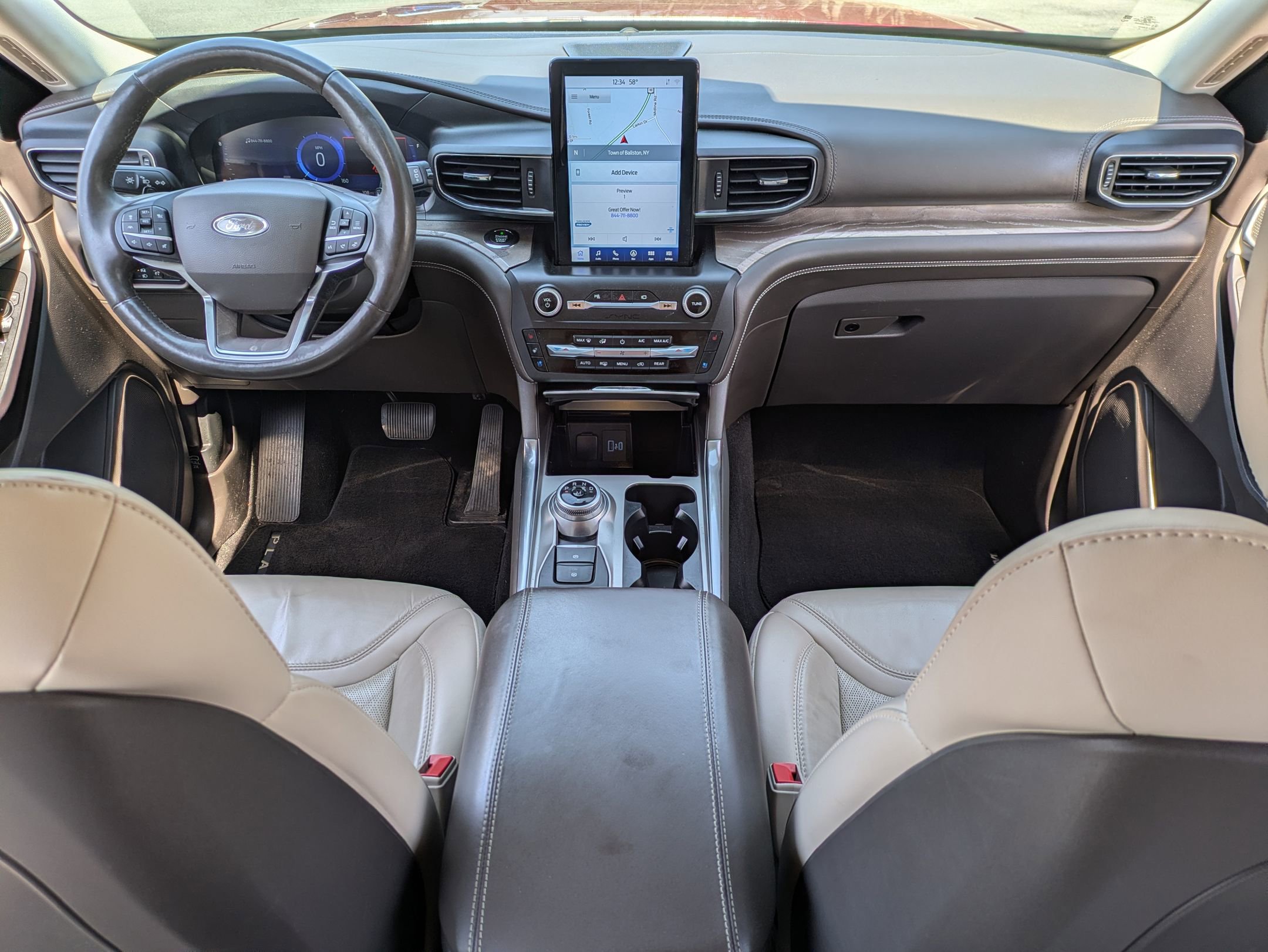 Used 2020 Ford Explorer Platinum w/ Premium Technology Package AWD/4WD image 17