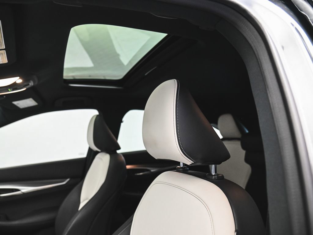 Used 2023 INFINITI QX55 Luxe w/ Cargo Package image 37