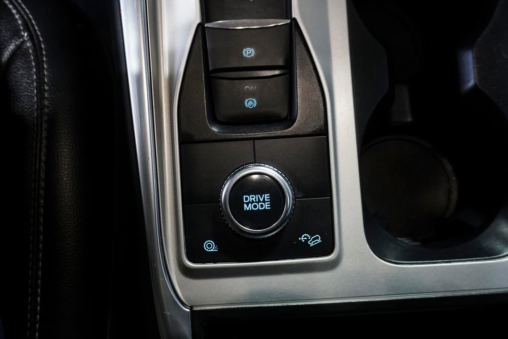 Used 2022 Ford Explorer Limited image 24