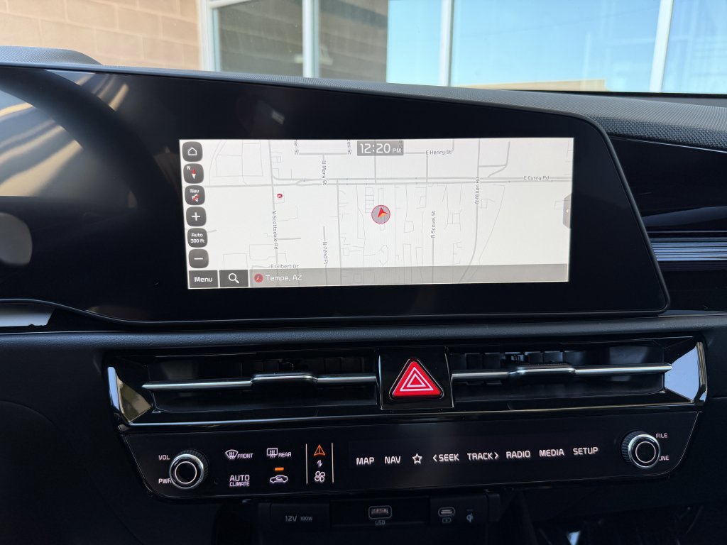 Used 2023 Kia Niro EX Touring image 23