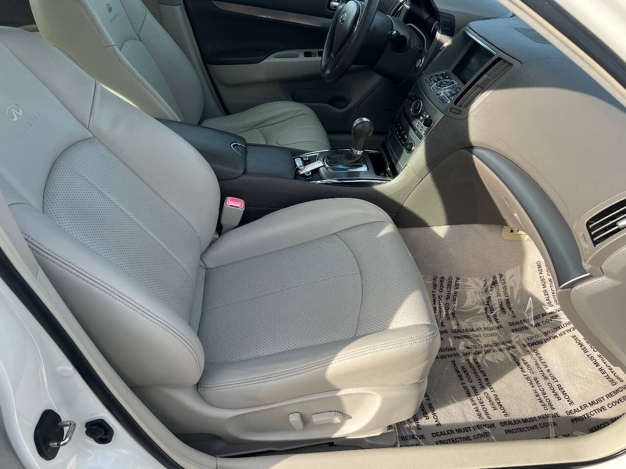 Used 2011 INFINITI G37 x Sedan w/ Premium Pkg AWD/4WD image 27