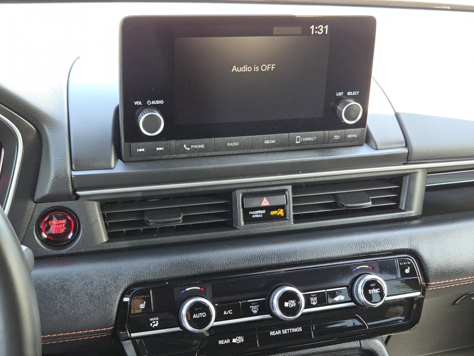 Certified 2025 Honda Pilot Sport image 33