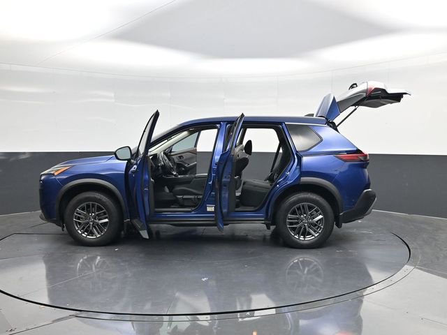Used 2023 Nissan Rogue S AWD/4WD image 56