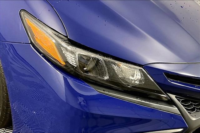 Used 2023 Toyota Camry SE w/ Cold Weather Package AWD/4WD image 29