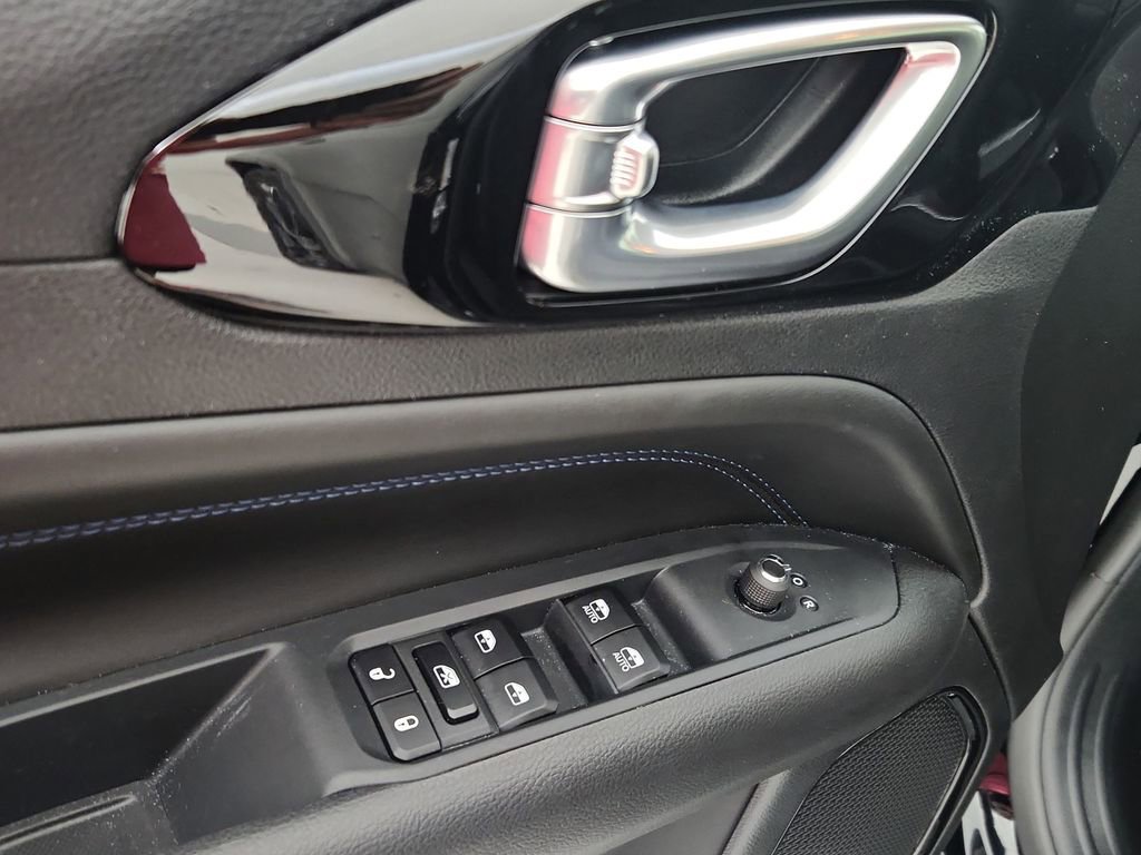 New 2026 Jeep Compass Latitude image 20