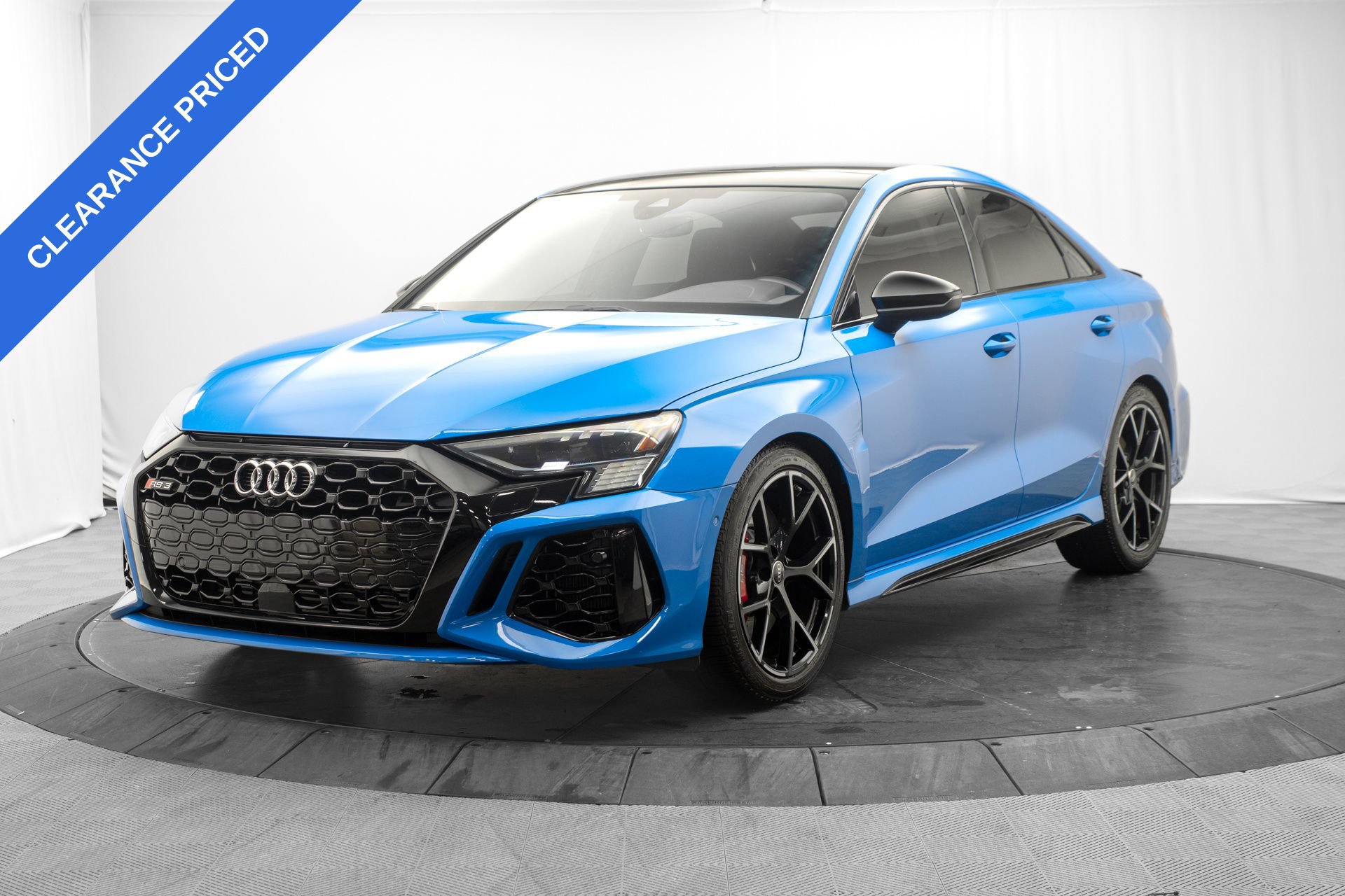 Used 2022 Audi RS 3 AWD/4WD image 7