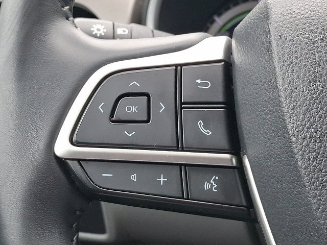 Used 2022 Toyota Highlander XLE AWD/4WD image 20