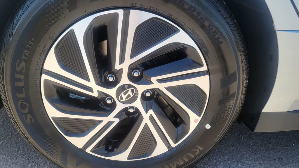 Used 2026 Hyundai Sonata Blue FWD image 13