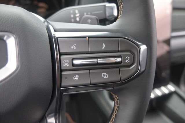 New 2026 GMC Terrain AT4 w/ LPO, Black Badging Package AWD/4WD image 31