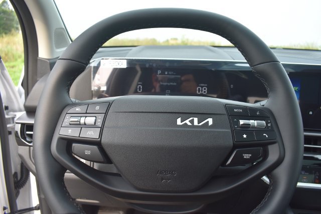 New 2026 Kia Sportage EX w/ EX Panorama Roof Package AWD/4WD image 29