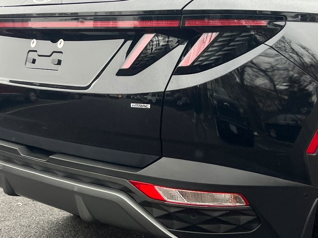 Used 2023 Hyundai Tucson Limited image 6