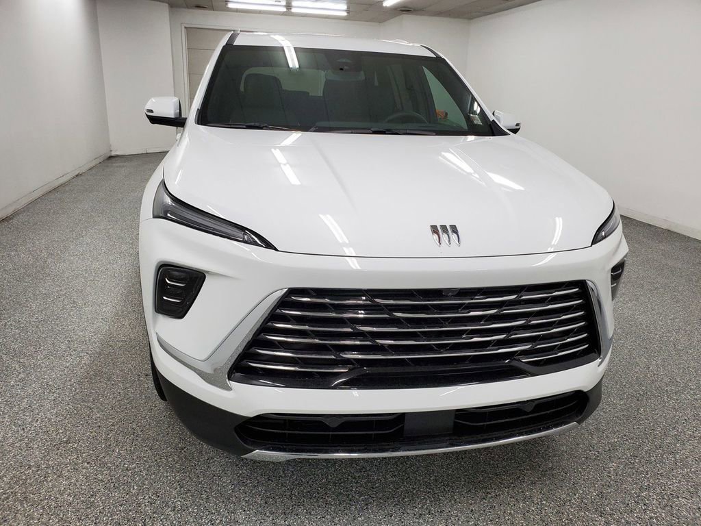 New 2025 Buick Enclave Preferred w/ Power Package image 2