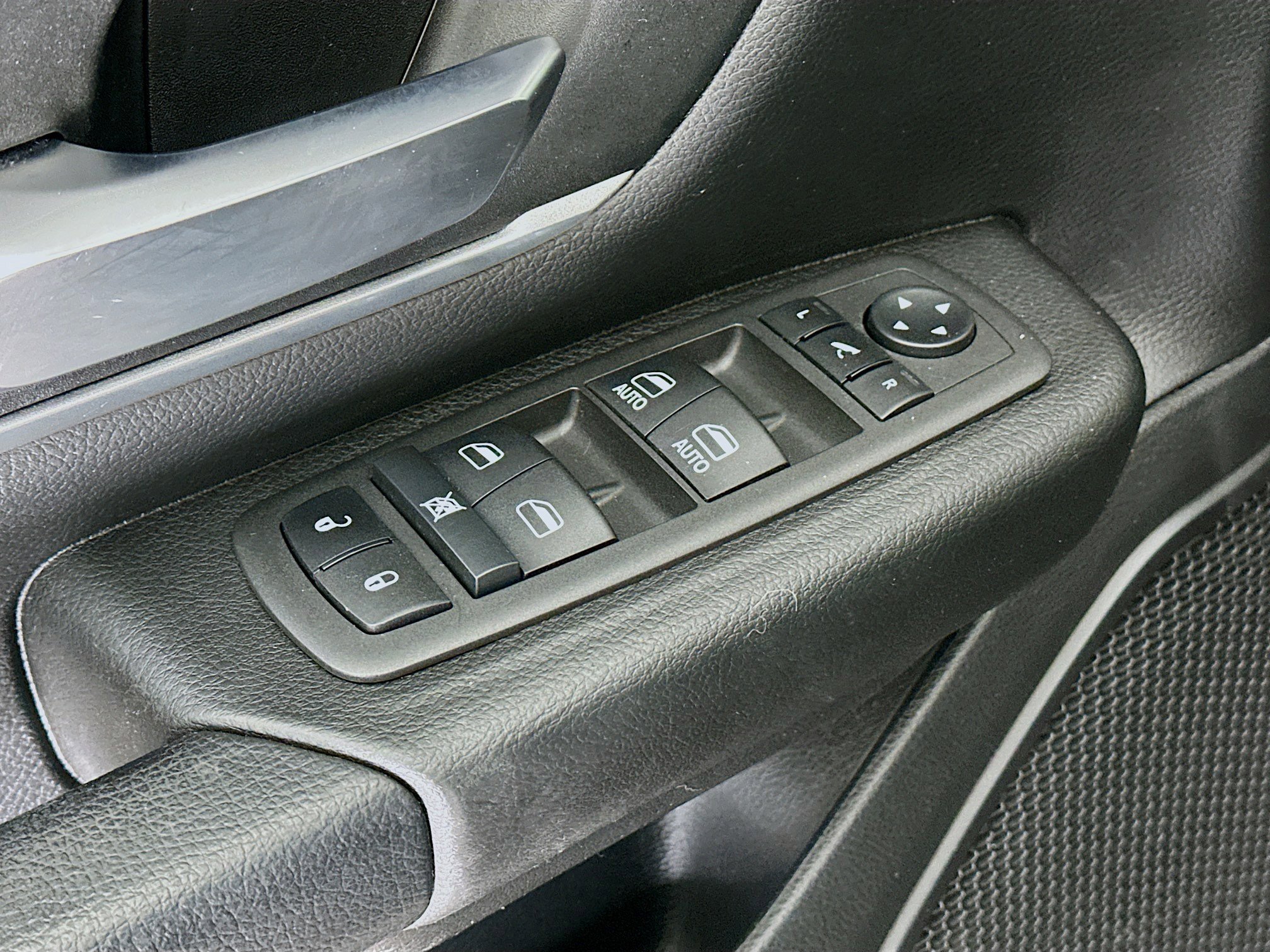 Used 2022 RAM 1500 Big Horn image 15