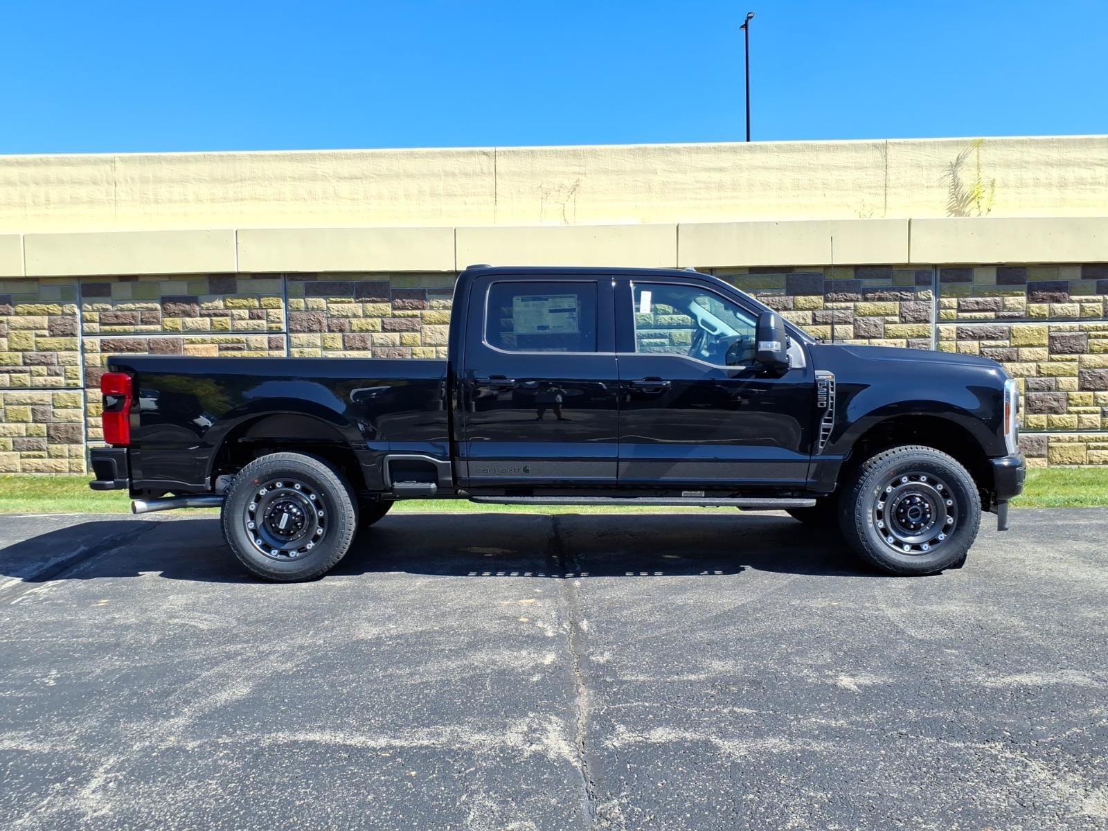 New 2027 Ford F250 XLT w/ XLT Premium Package AWD/4WD image 10