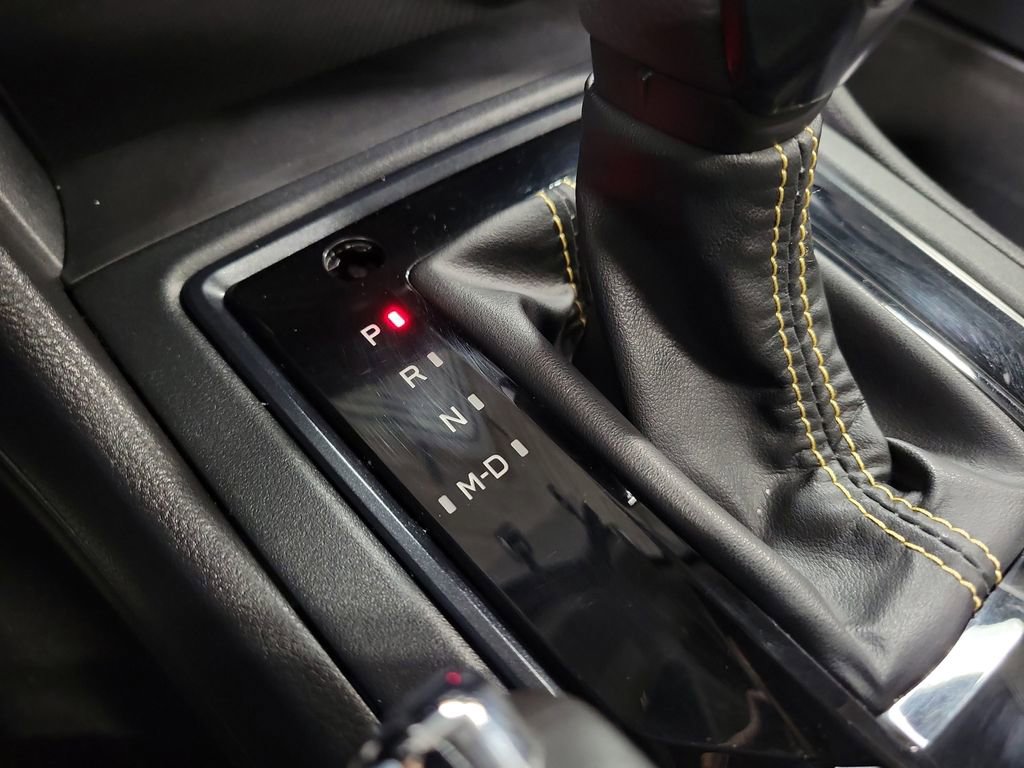 Used 2022 Subaru Crosstrek 2.5i Sport w/ Moonroof Package image 17