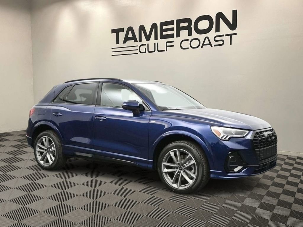 New 2025 Audi Q3 2.0T Premium image 1