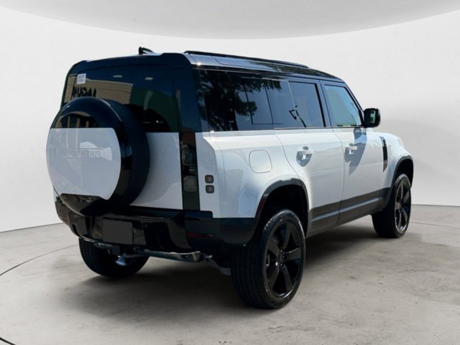 New 2026 Land Rover Defender 110 S AWD/4WD image 4