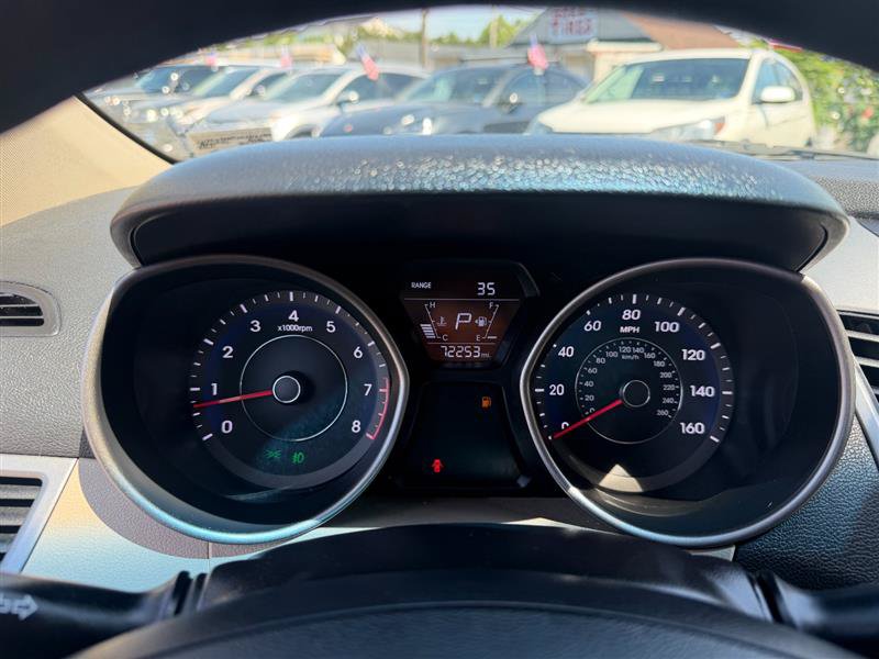Used 2016 Hyundai Elantra SE w/ Option Group 02 FWD image 12