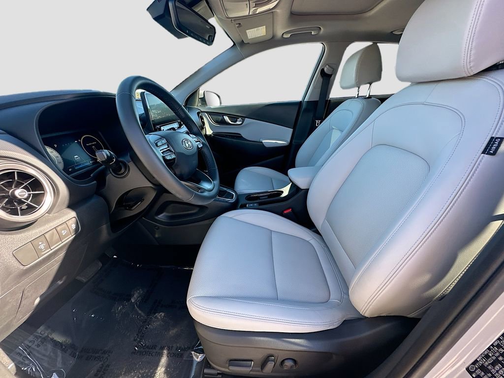 Used 2023 Hyundai Kona Limited image 22