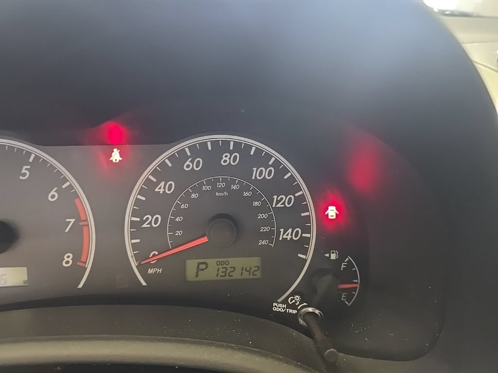 Used 2011 Toyota Corolla LE FWD image 10