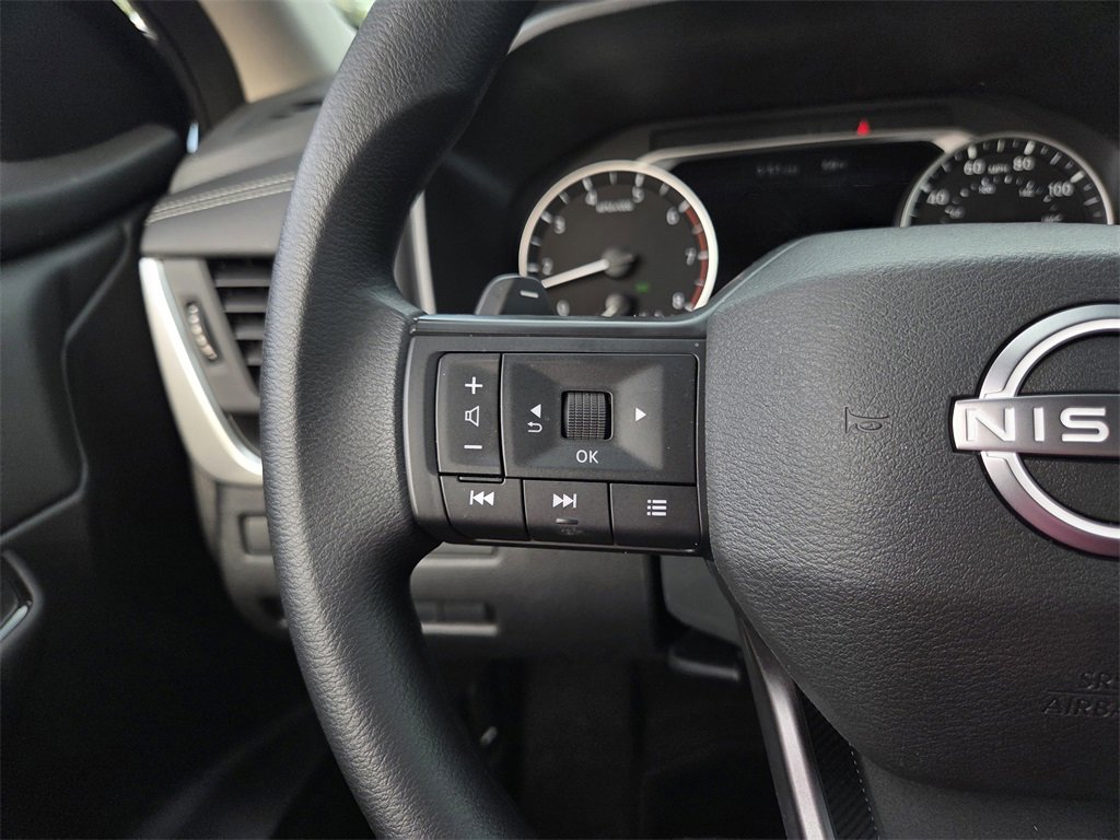 Certified 2025 Nissan Rogue S image 20