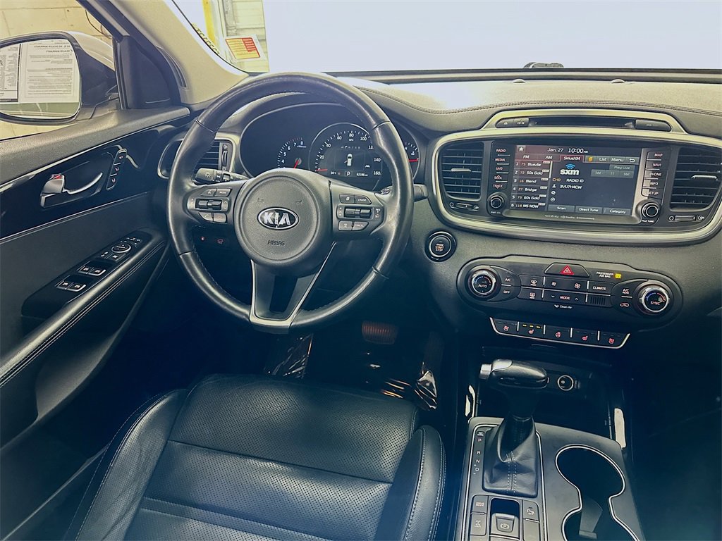 Used 2018 Kia Sorento SX image 18